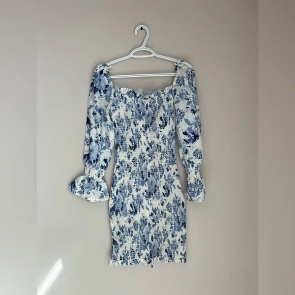 Blue and white floral dress 👗 size M - Picture 2 of 8